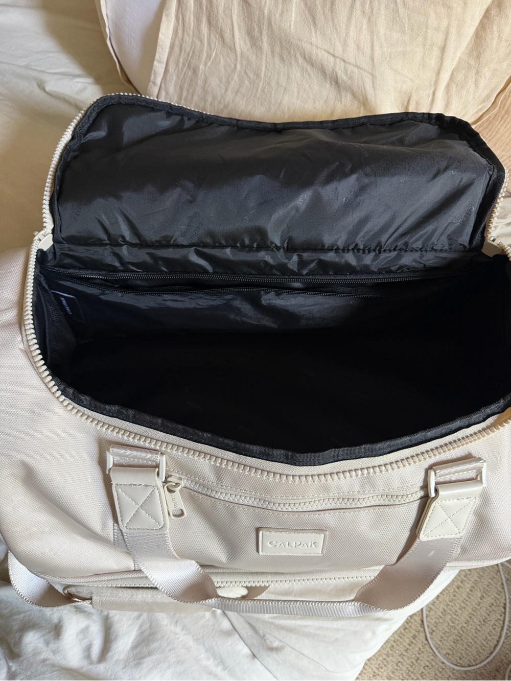 Calpak Stevyn Duffel Bag with shoe compartment in Dune - Picture 4 of 11